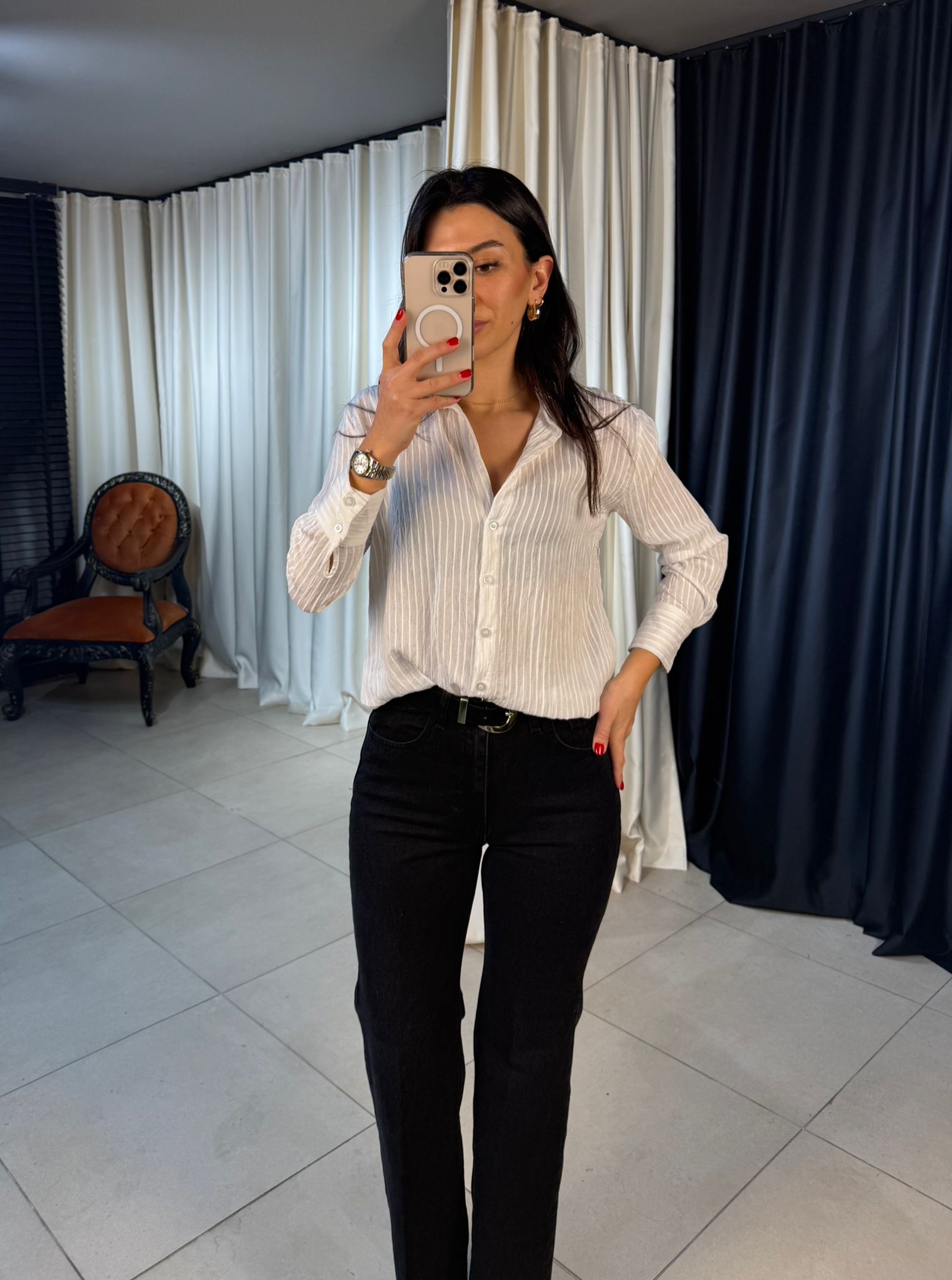 Yüksek Bel Siyah Kemerli Bol Paça Jean