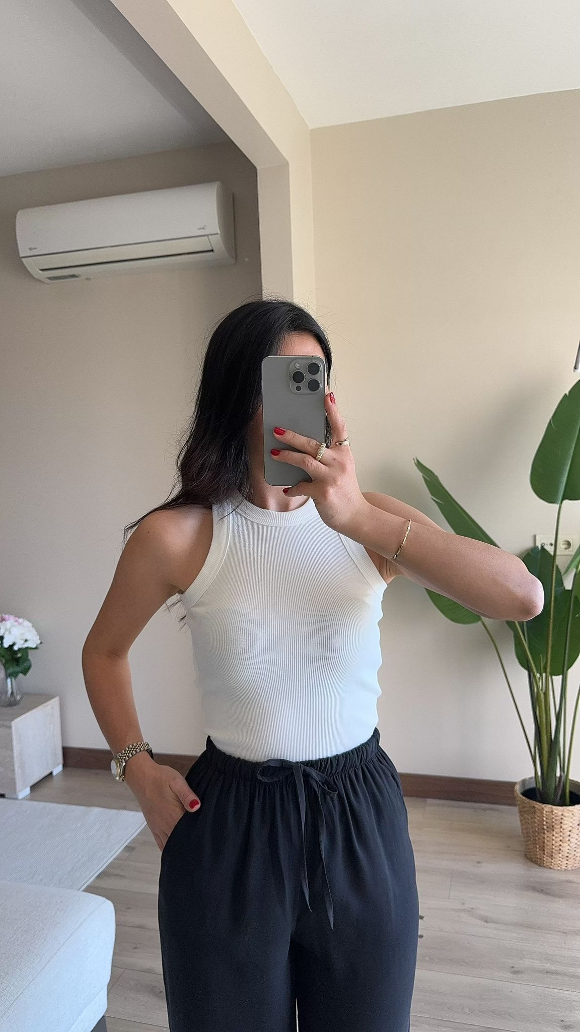 Halter Yaka Kaşkorse Atlet - BEYAZ