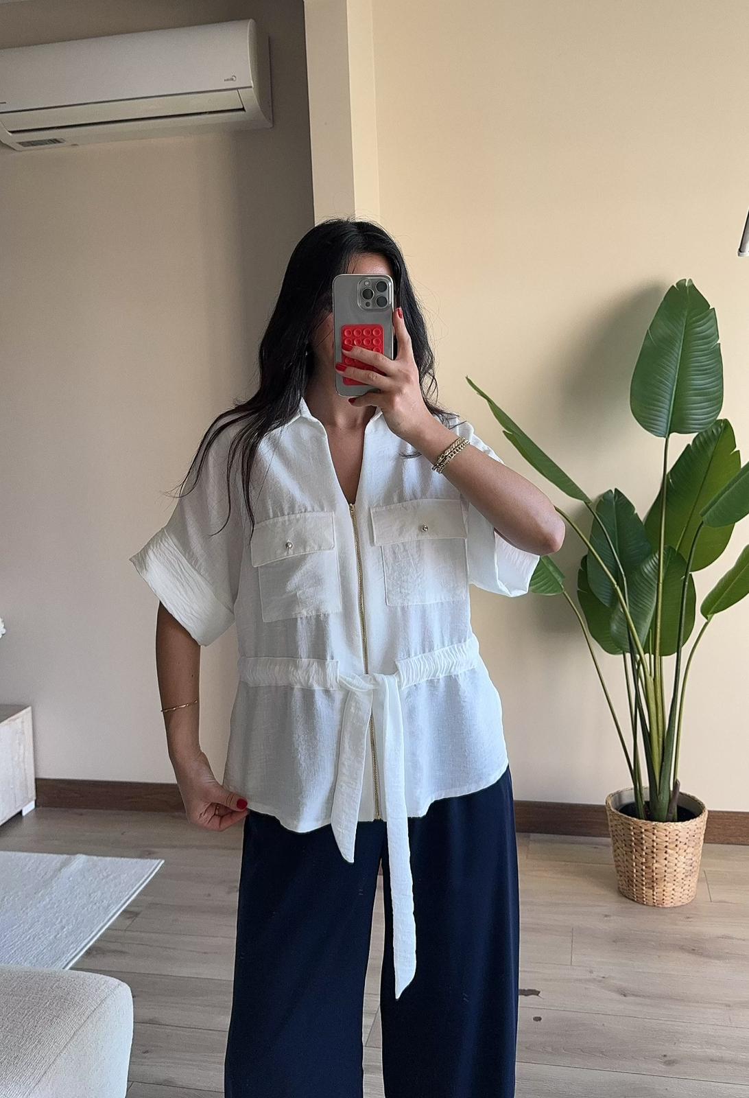 Oversize Bel Bağlamalı Gömlek