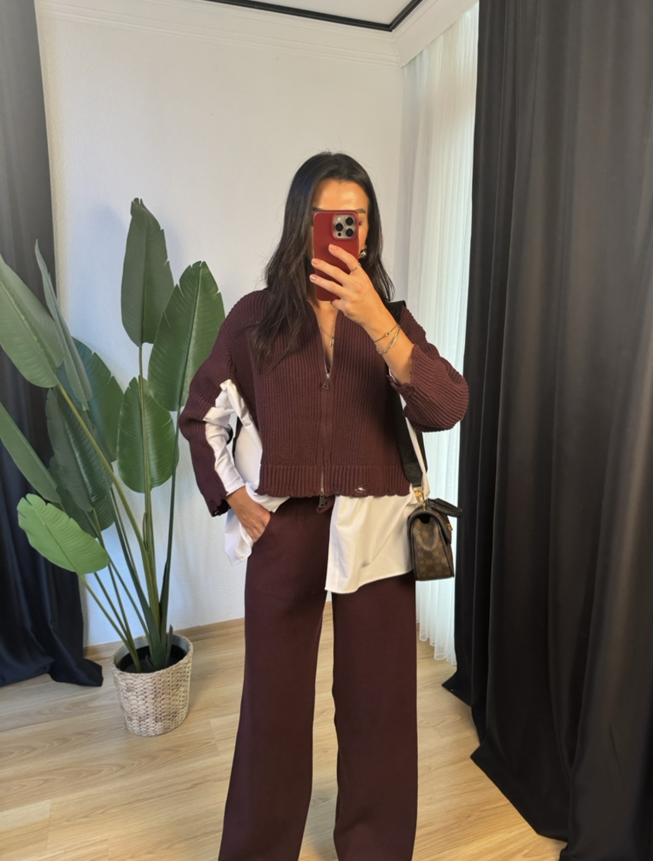 Gömlek Detaylı Triko Pantolon Takım