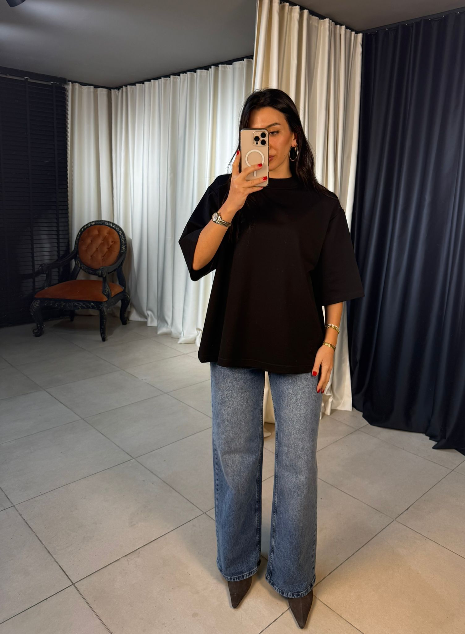 Vatkalı Bisiklet Yaka Oversize Tshirt - SİYAH