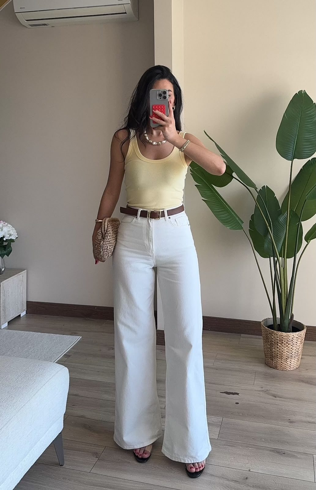 Oval Yaka Askılı Cos Atlet