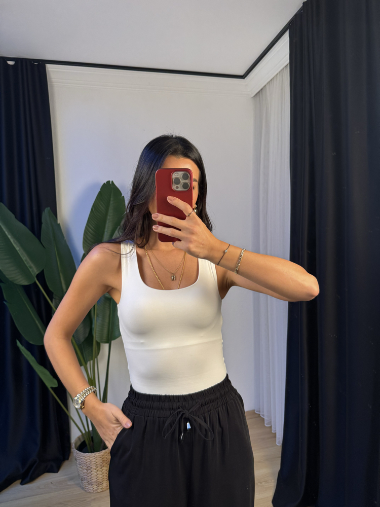 Kare Yaka Kalın Askılı Atlet