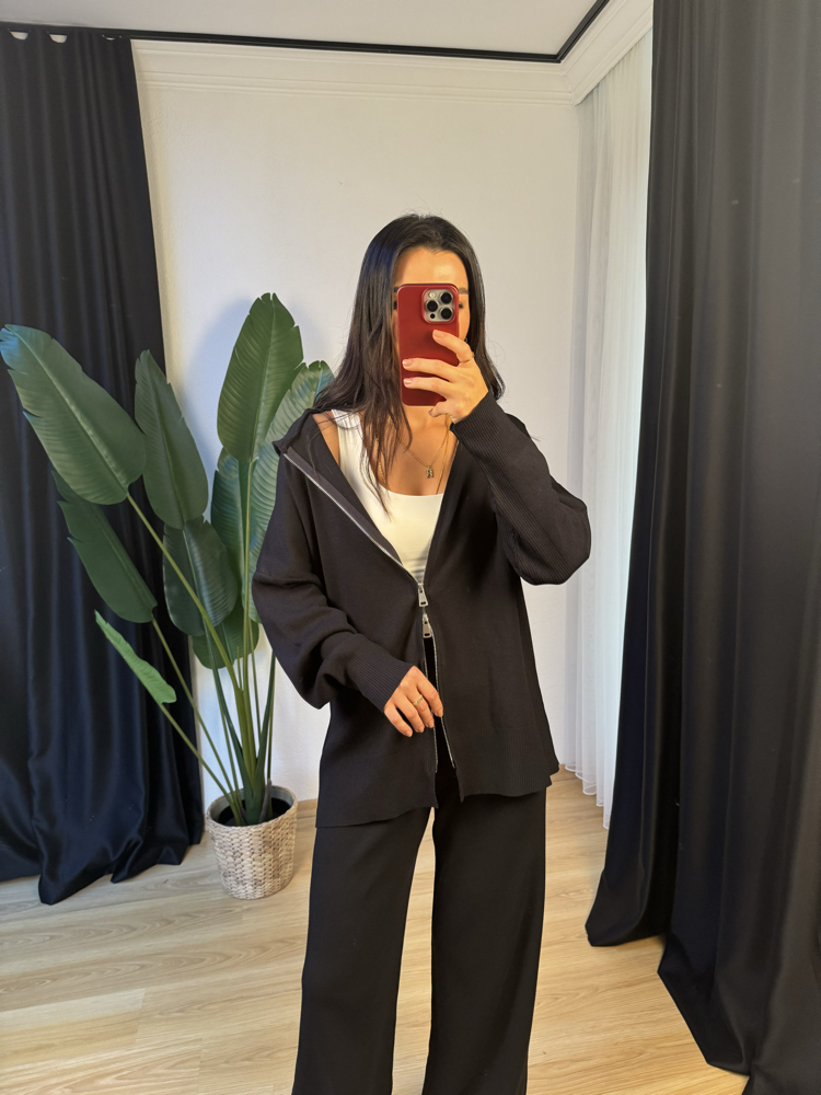 Çift Fermuarlı Kapüşonlu Triko Pantolon Takım