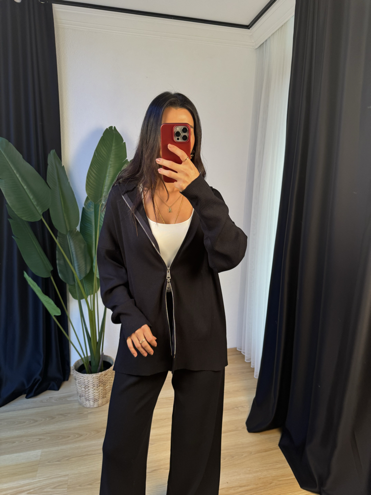 Çift Fermuarlı Kapüşonlu Triko Pantolon Takım