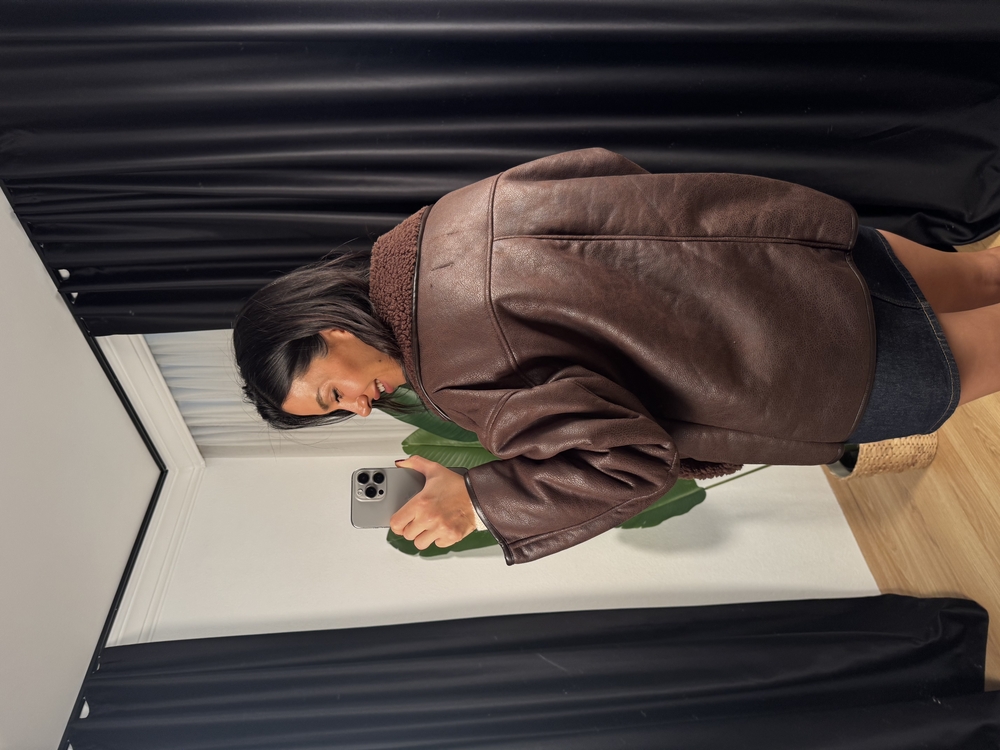 Peluş Detaylı Nubuk Mont